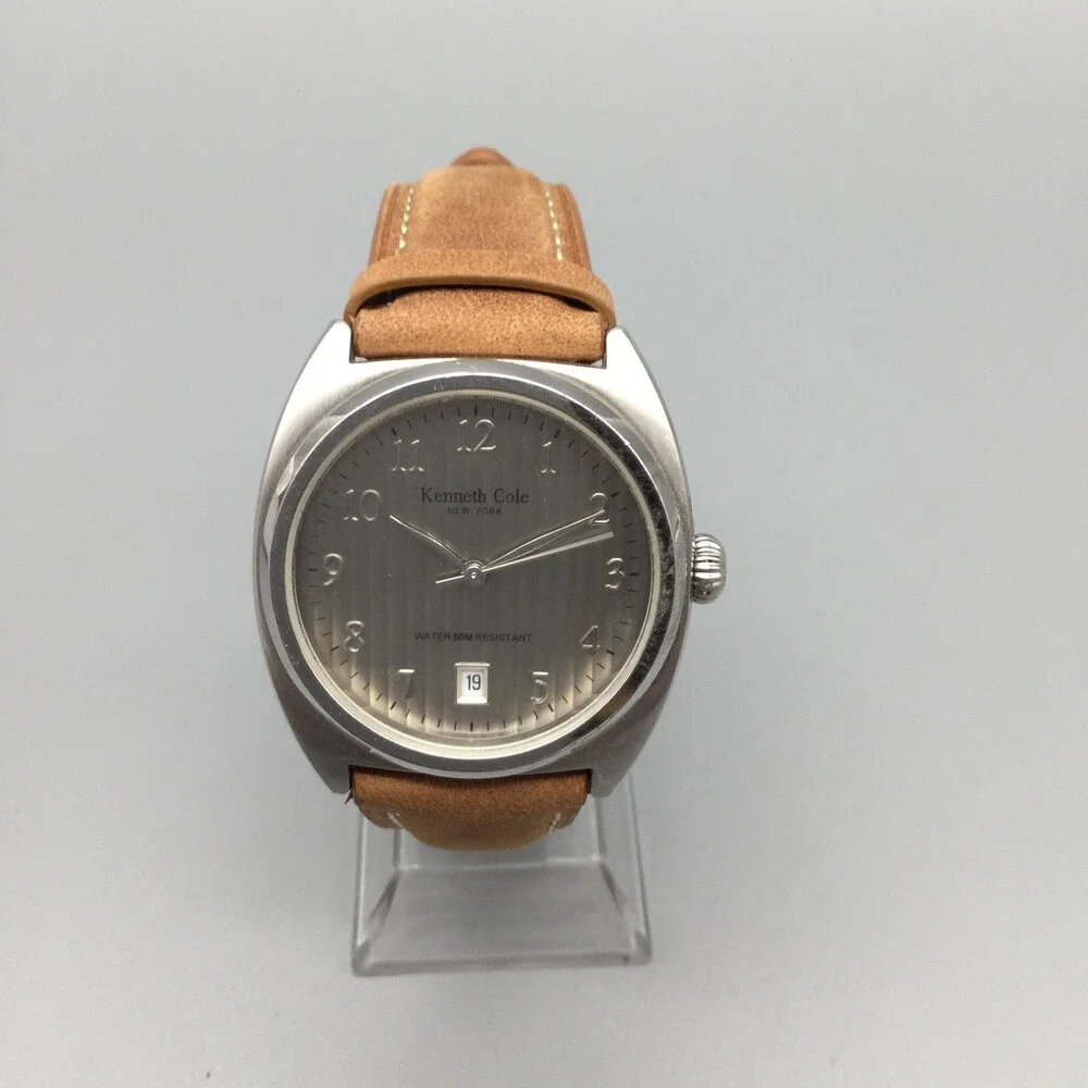 Kenneth Cole see photos